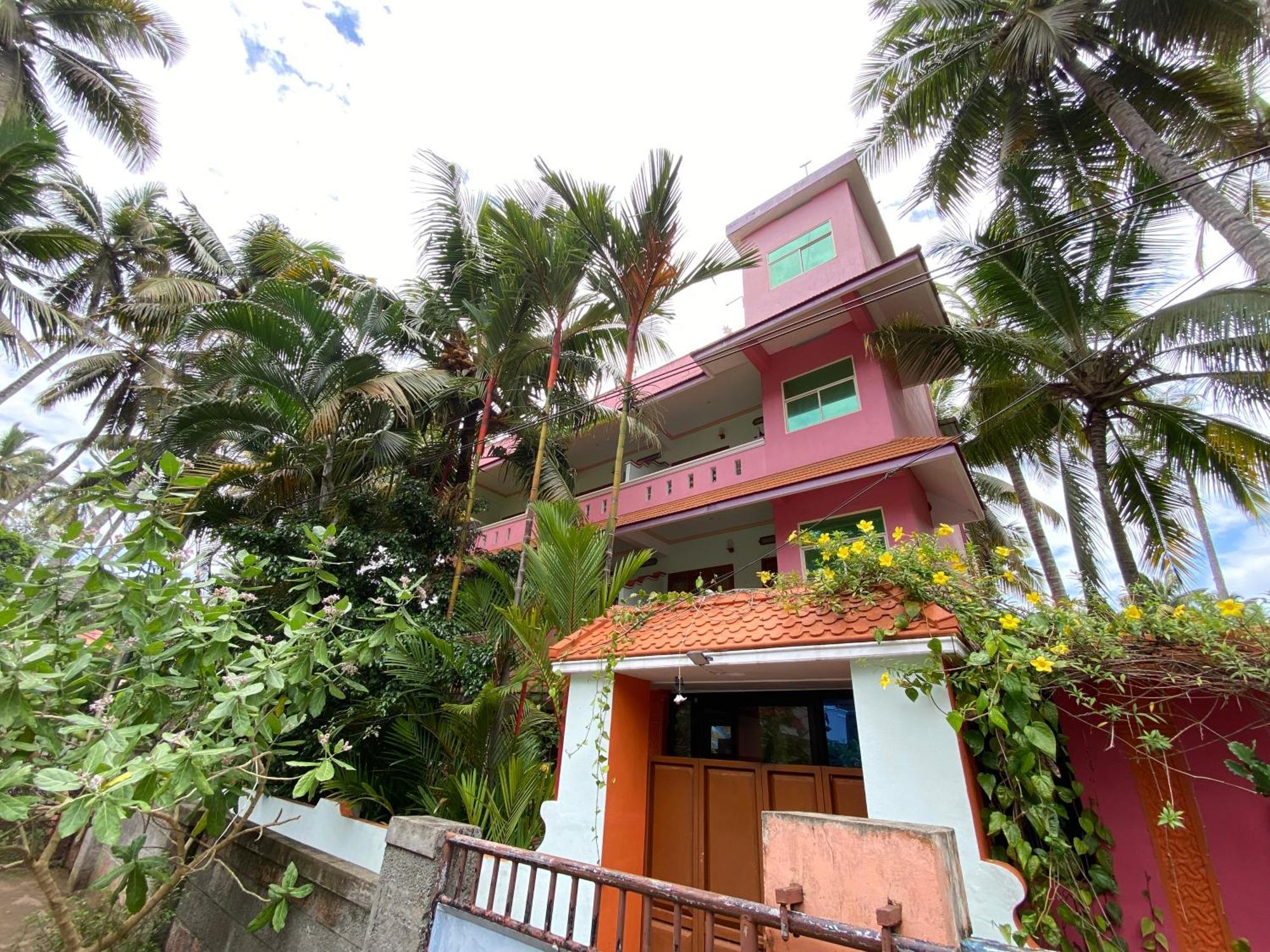 Packbag Comfort Bed & Breakfast Kovalam Exterior foto