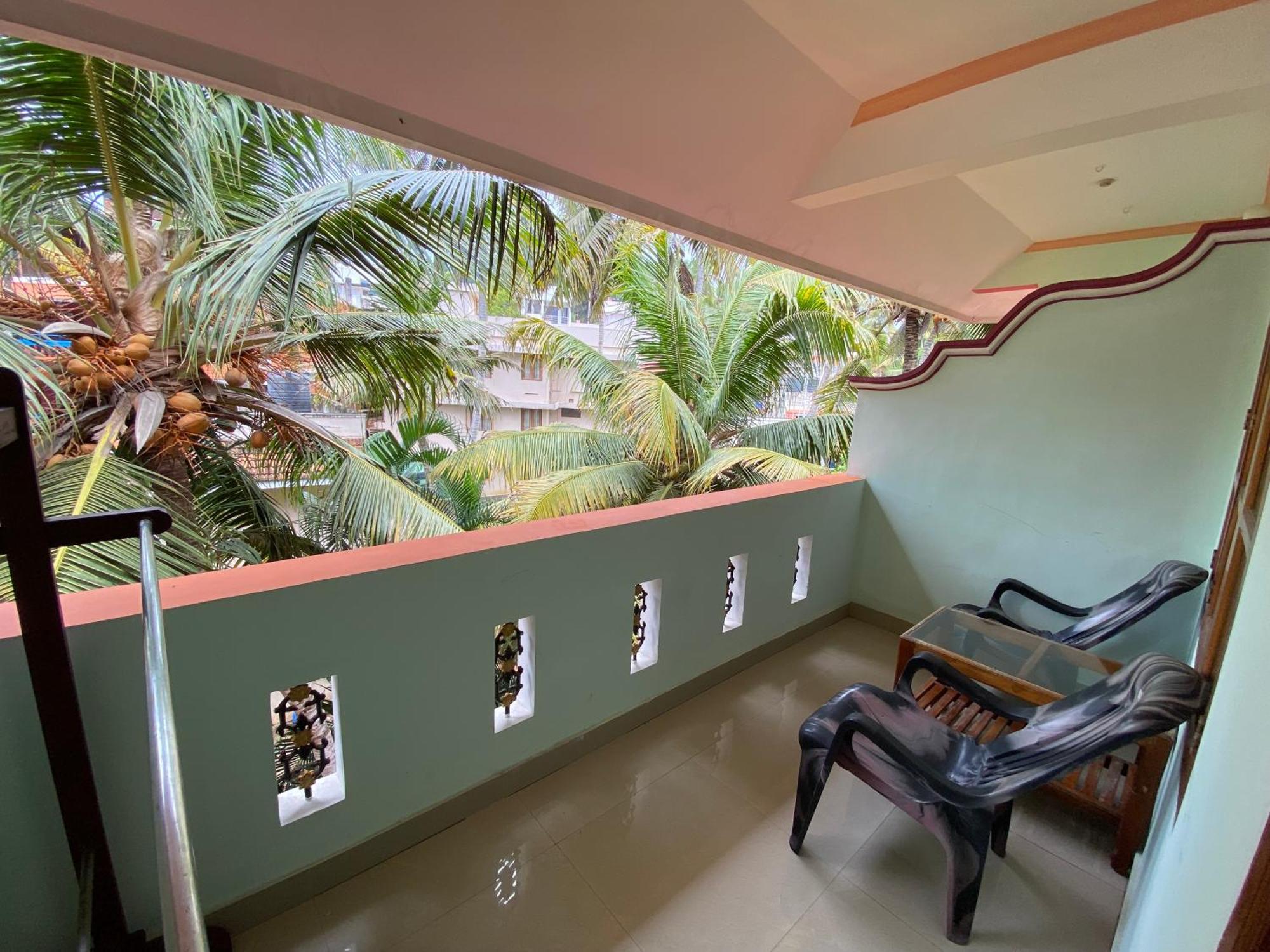 Packbag Comfort Bed & Breakfast Kovalam Exterior foto
