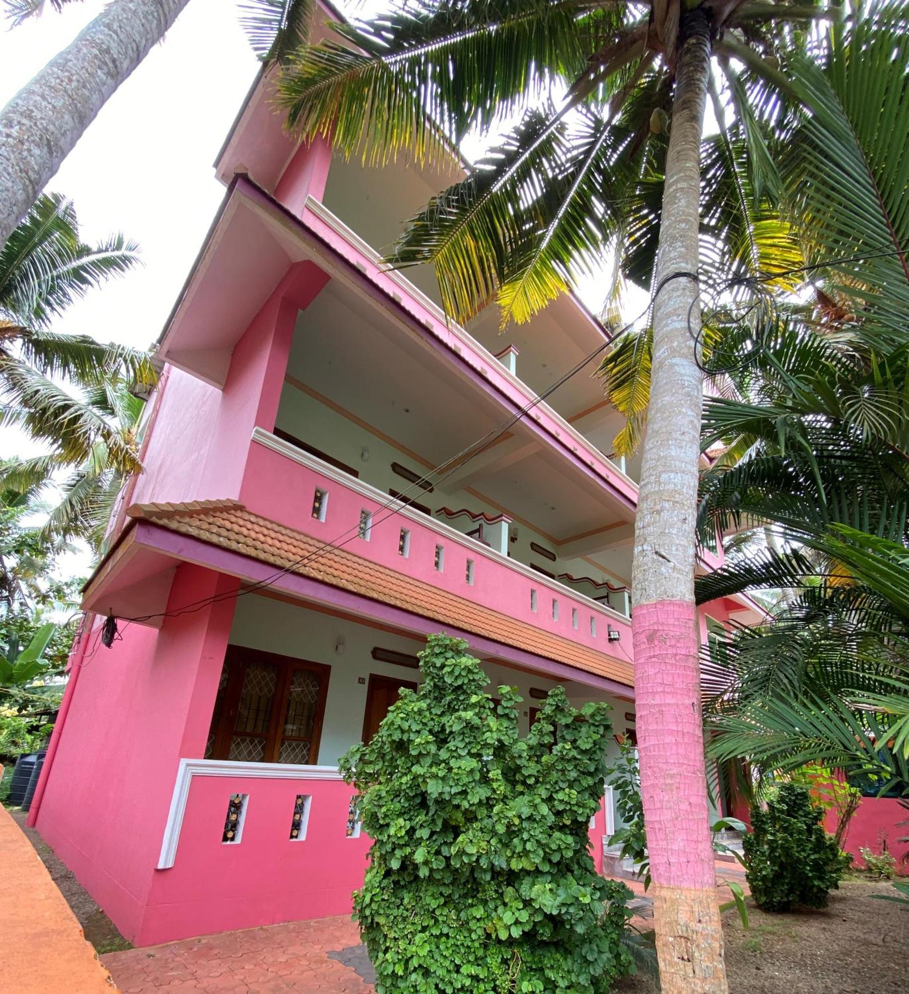 Packbag Comfort Bed & Breakfast Kovalam Exterior foto